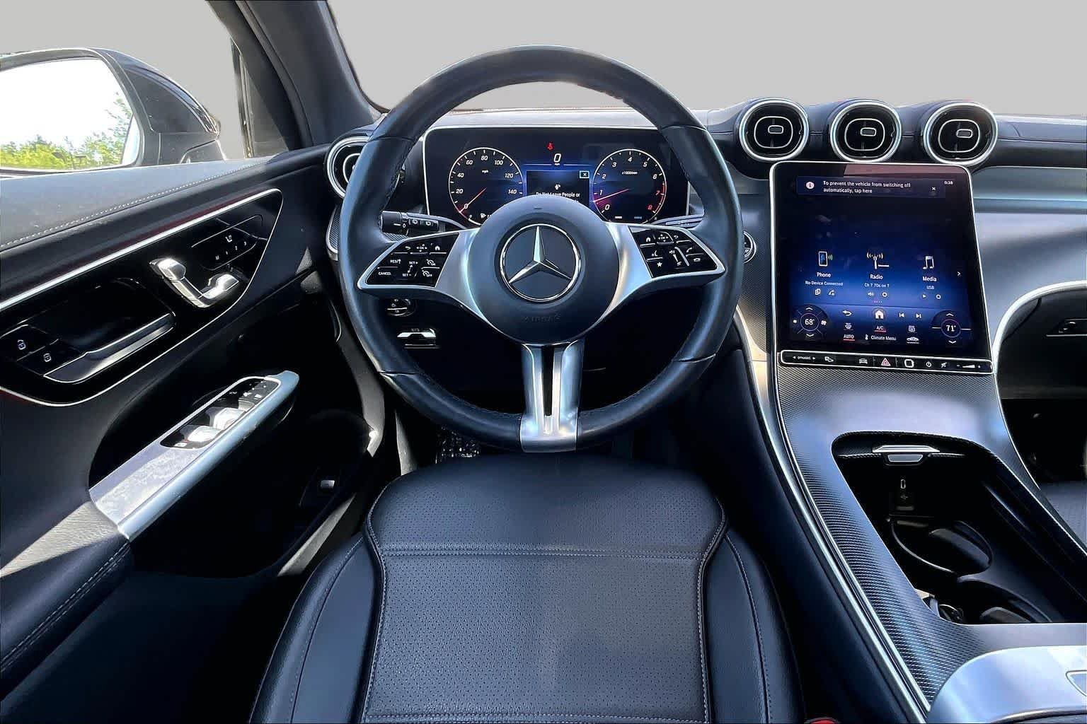 Used 2024 Graphite Grey Metallic Mercedes-Benz GLC 300 image 10