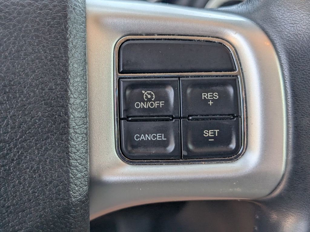Used 2019 Gray Dodge SE image 21