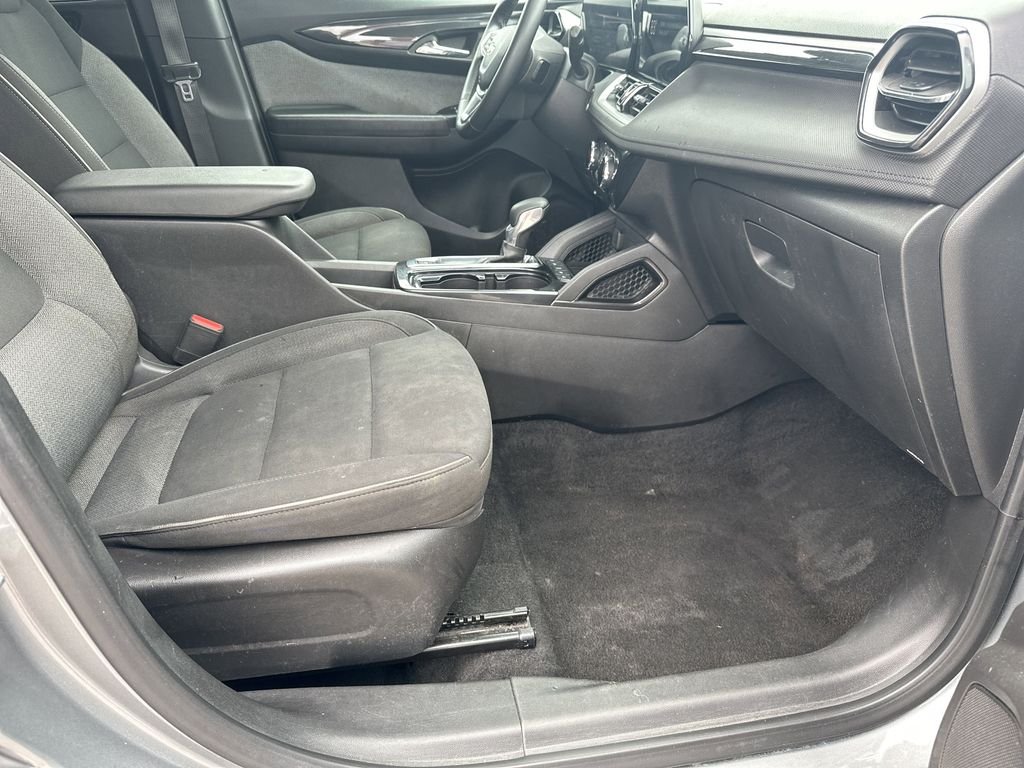 Used 2026 Gray Chevrolet LT image 37