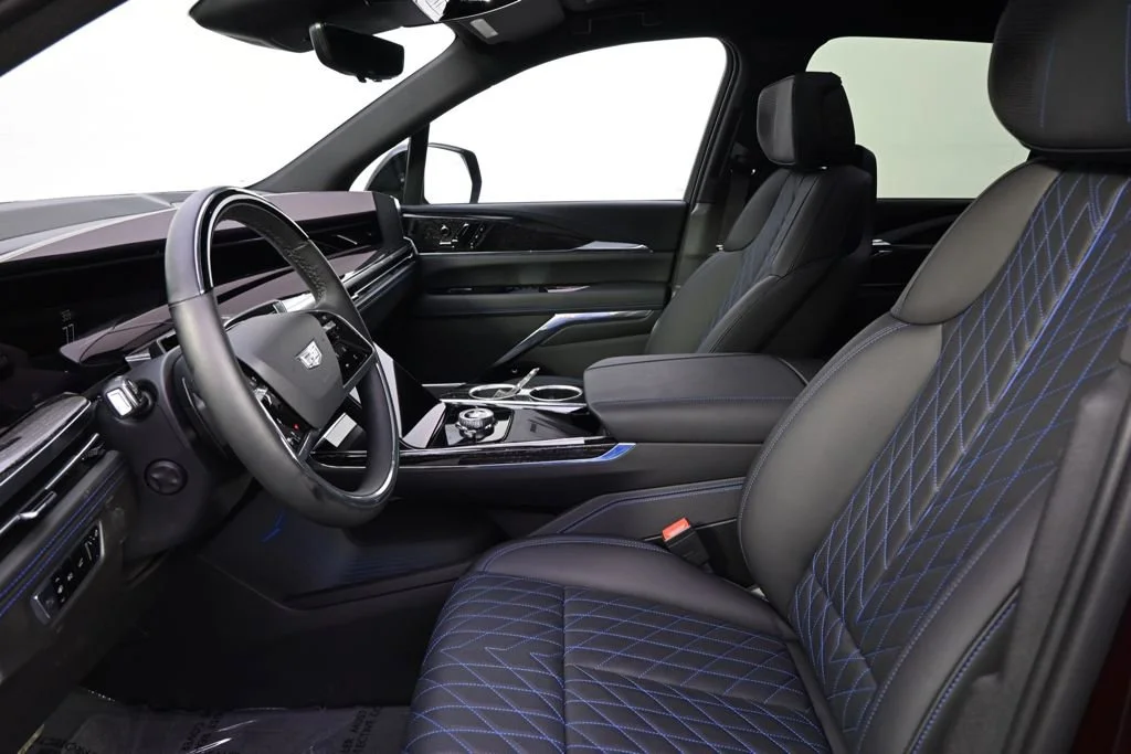 2025 Cadillac Escalade IQ Sport 1 - Photo 13