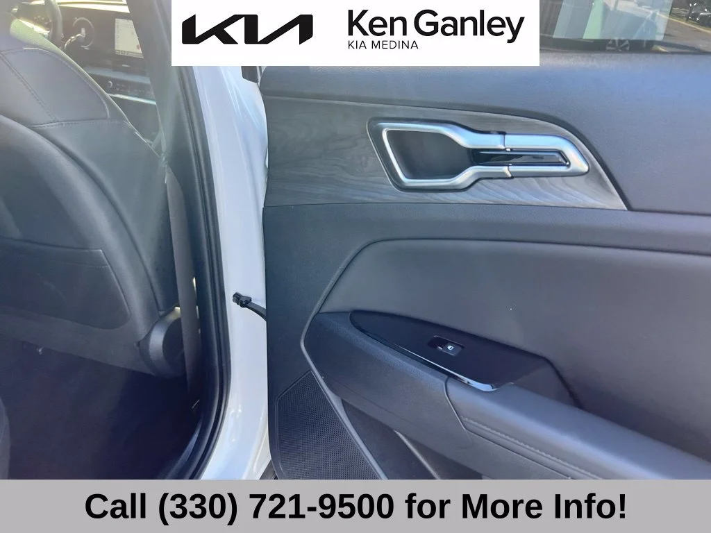 Certified Used 2025 White Kia X-Pro Prestige image 53