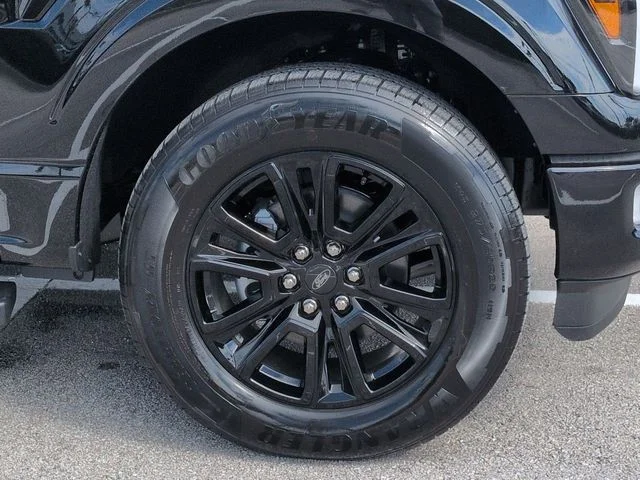 New 2026 Agate Black Metallic Ford Platinum® image 11