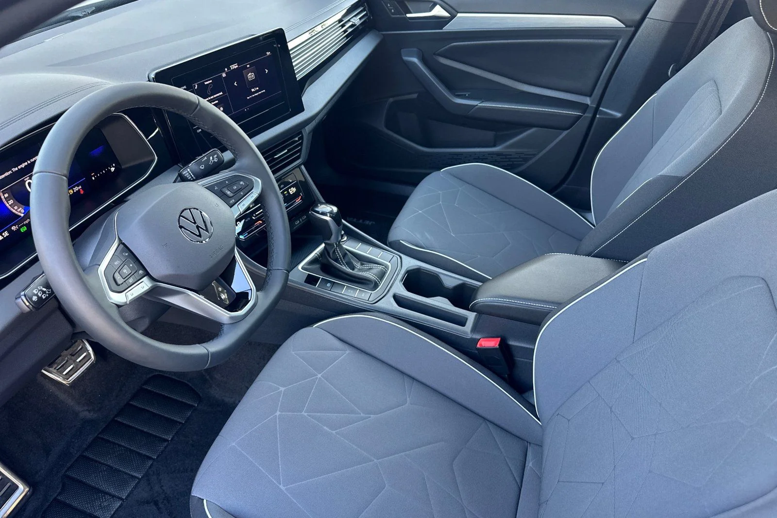 New 2026 Black Volkswagen 1.5T Sport image 8