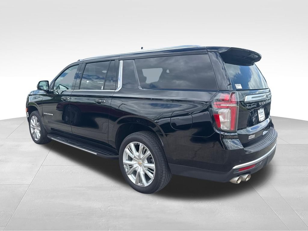 Used 2024 Black Chevrolet High Country image 3