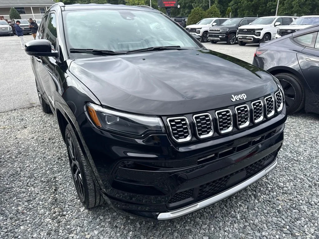 Used 2025 Black Jeep Limited image 2