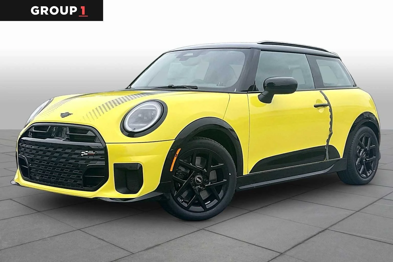2026 MINI Hardtop Cooper S's photo