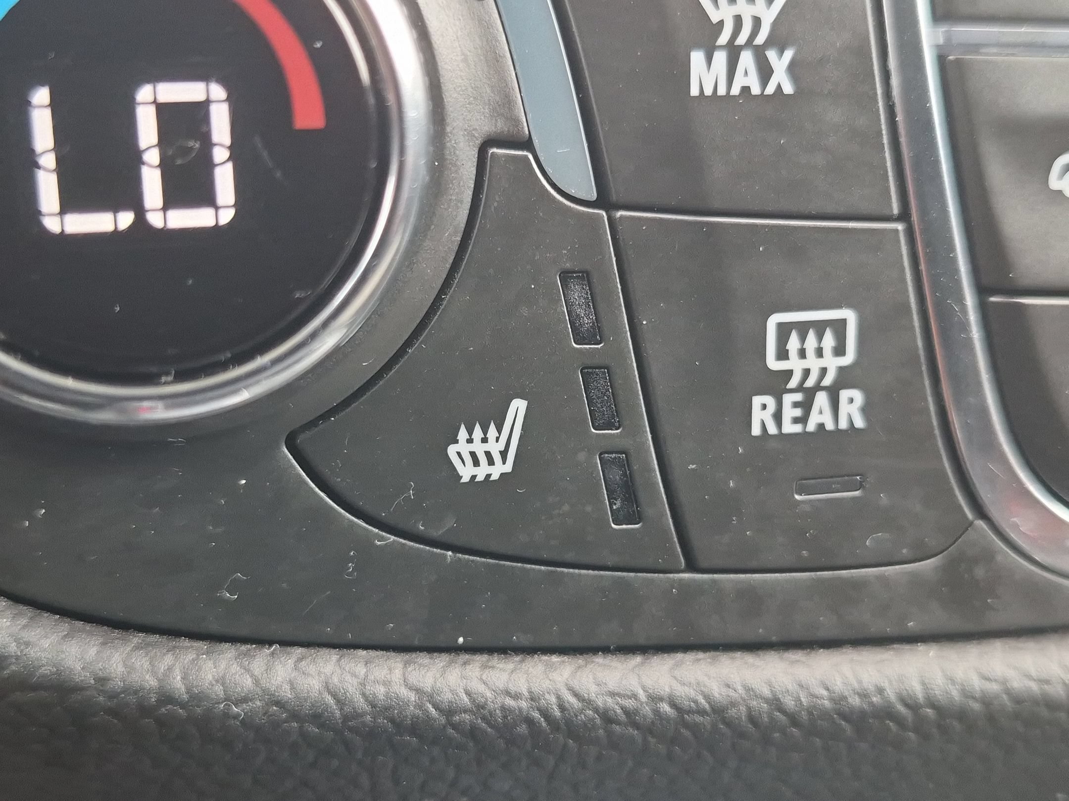 Used 2024 Summit White Chevrolet LT image 20
