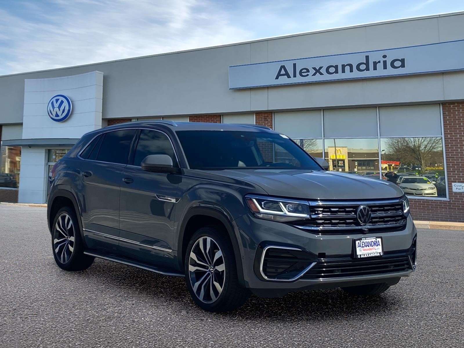 2023 Volkswagen Atlas Cross Sport SEL Premium R-Line