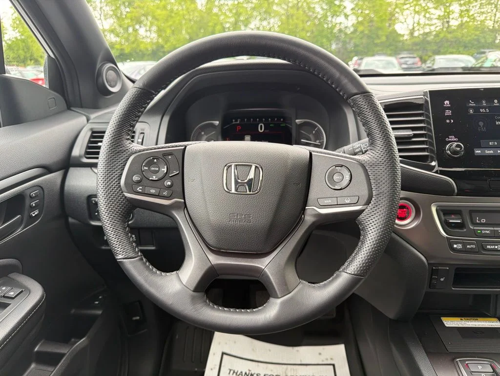 2023 Honda Passport EX-L - Photo 13