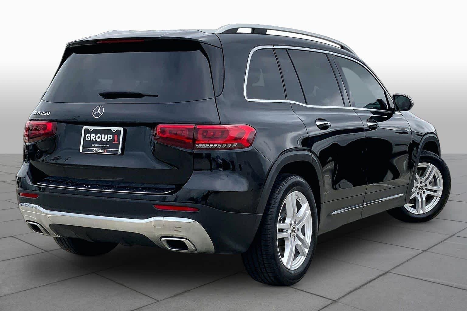 Used 2023 Night Black Mercedes-Benz GLB 250 image 12