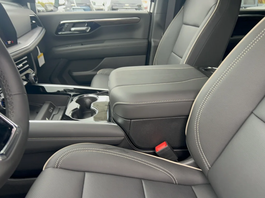 New 2026 Dark Ash Metallic Chevrolet Premier image 9