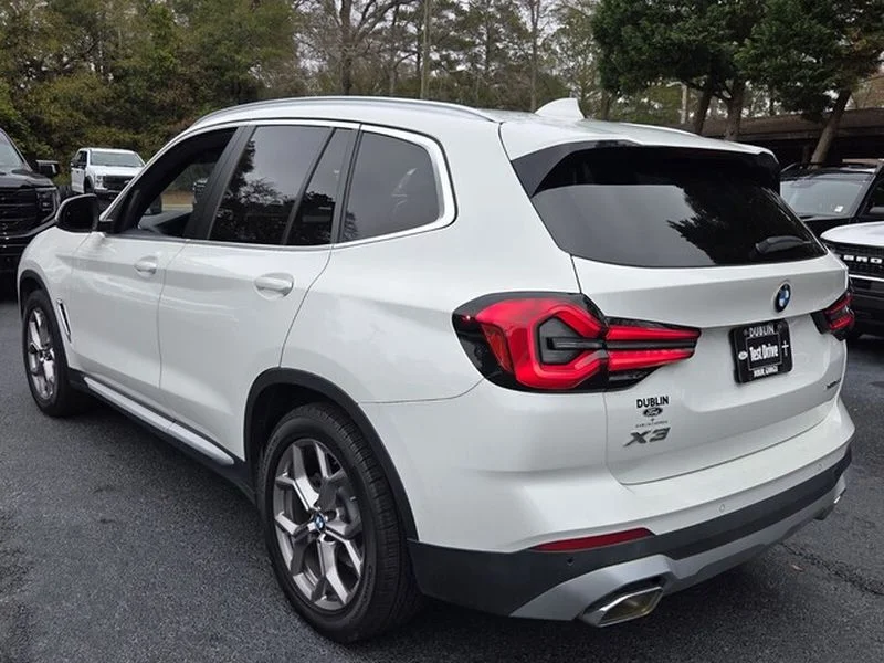 Used 2022 Alpine White BMW xDrive30i image 12