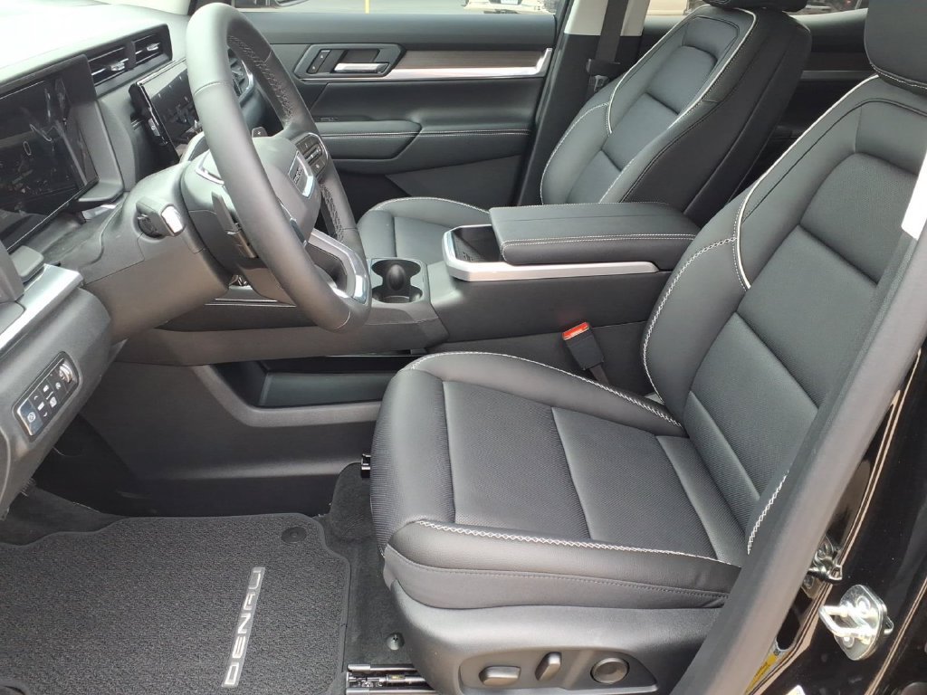 2026 GMC Terrain Denali - Photo 12