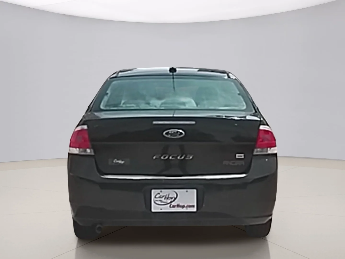 Used 2010 Black Ford SE image 4