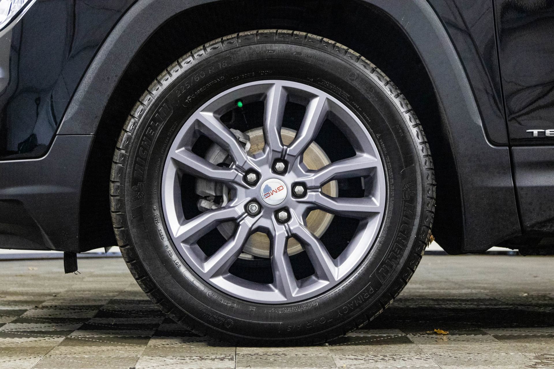 2023 GMC TERRAIN - Image 43