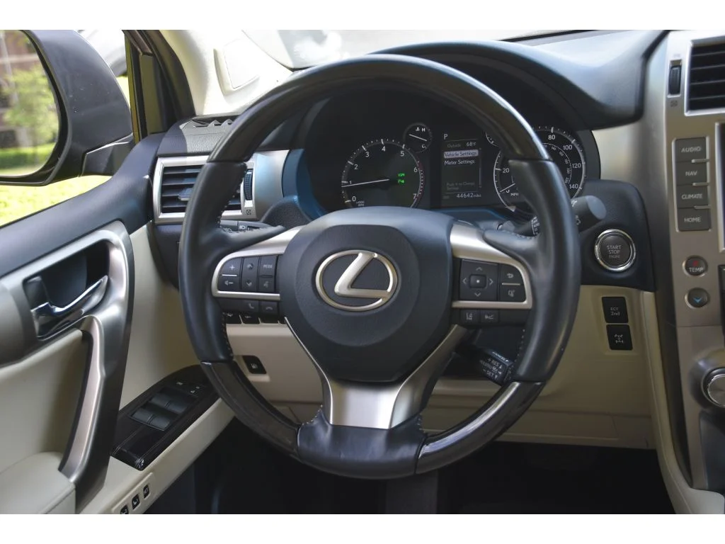 Used 2021 Black Onyx Lexus Premium image 17