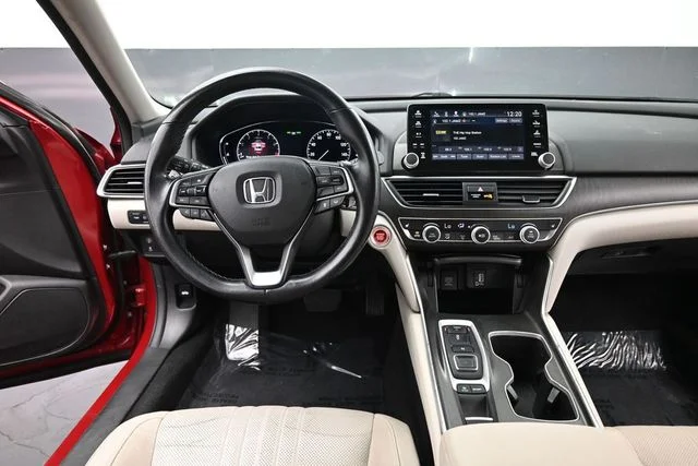 Used 2018 Red Honda EX-L 2.0T image 17
