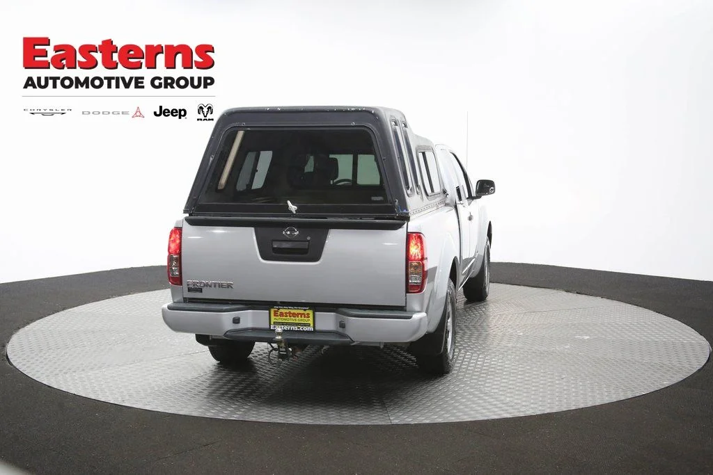 Used 2019 Silver Nissan S image 42