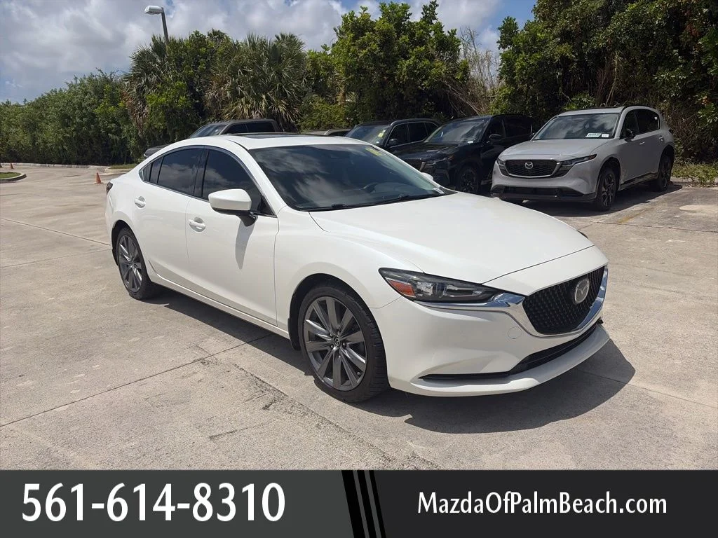 2018 Mazda EZ-6 Touring Auto's photo