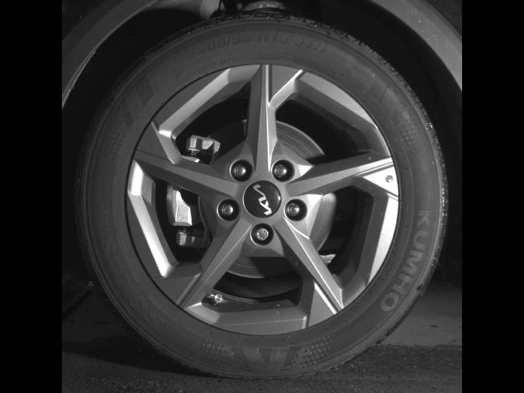 Used 2025 Black Kia LXS image 12