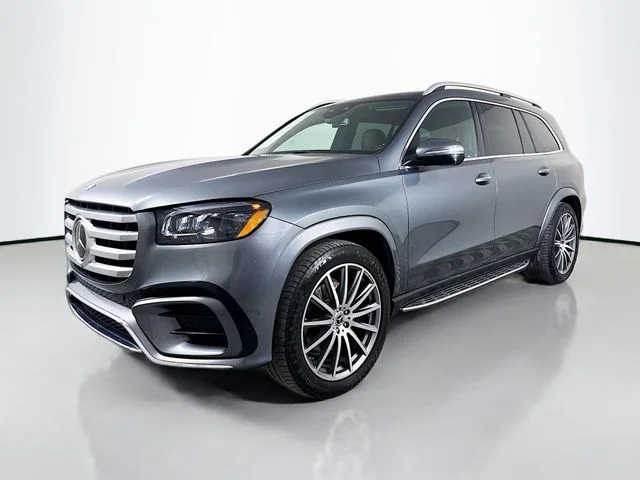 Used 2024  Mercedes-Benz GLS 450 image 1
