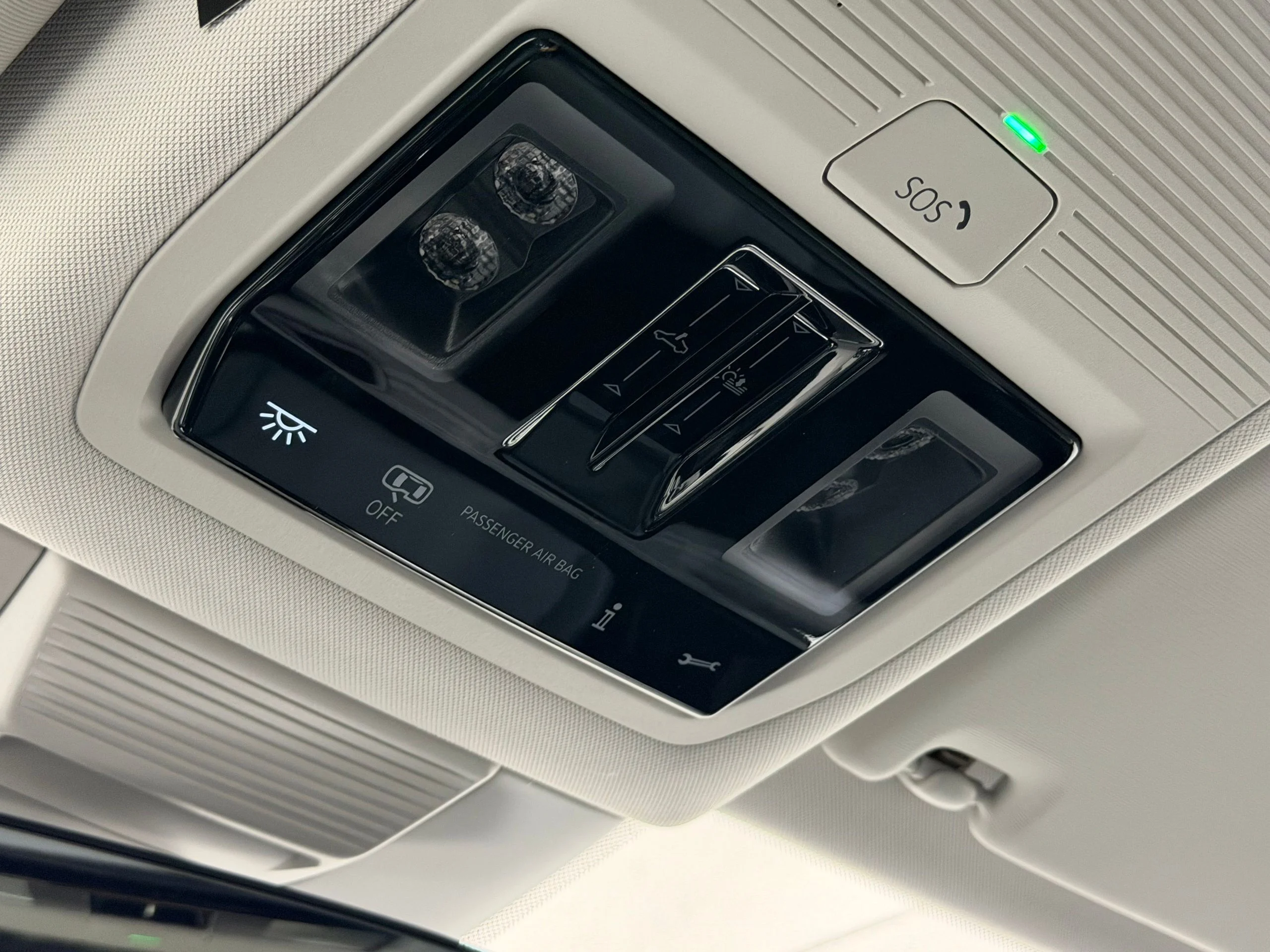 New 2026 Silver Volkswagen SE image 41