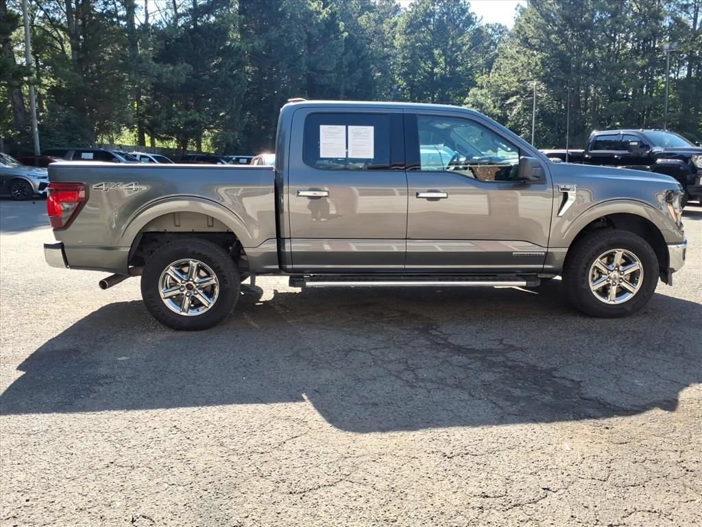 Used 2025 Gray Ford XLT image 28