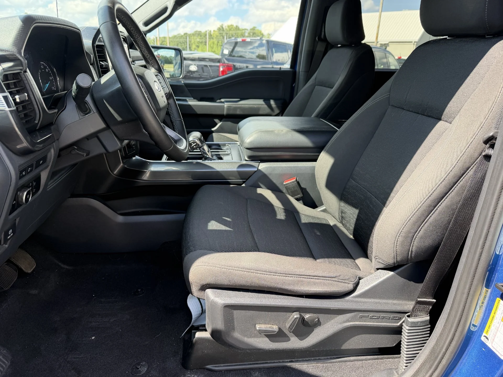 Certified Used 2023 Blue Metallic Ford XLT image 13