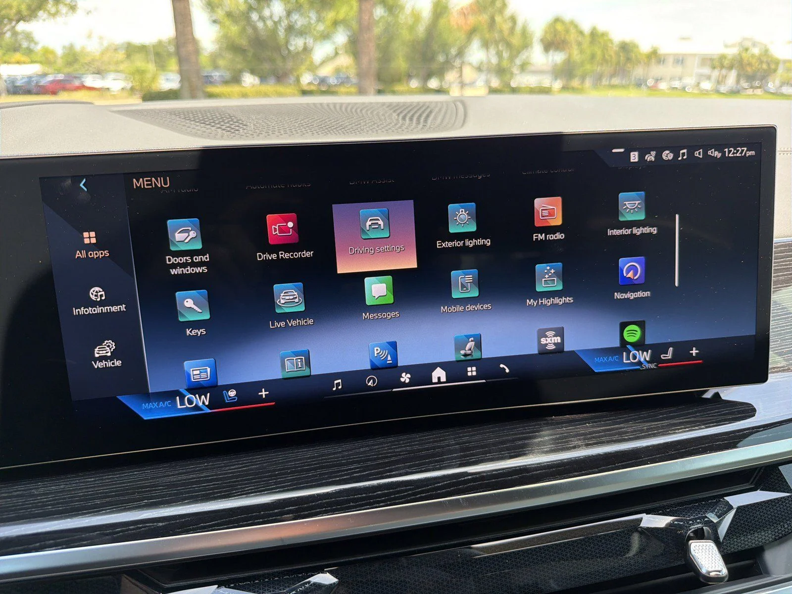 New 2026 Black Sapphire Metallic BMW sDrive40i image 33