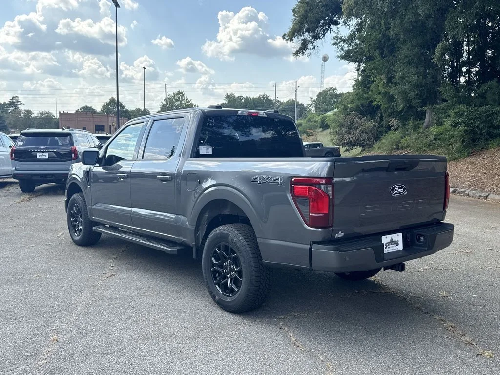 New 2026 Gray Ford XLT image 5
