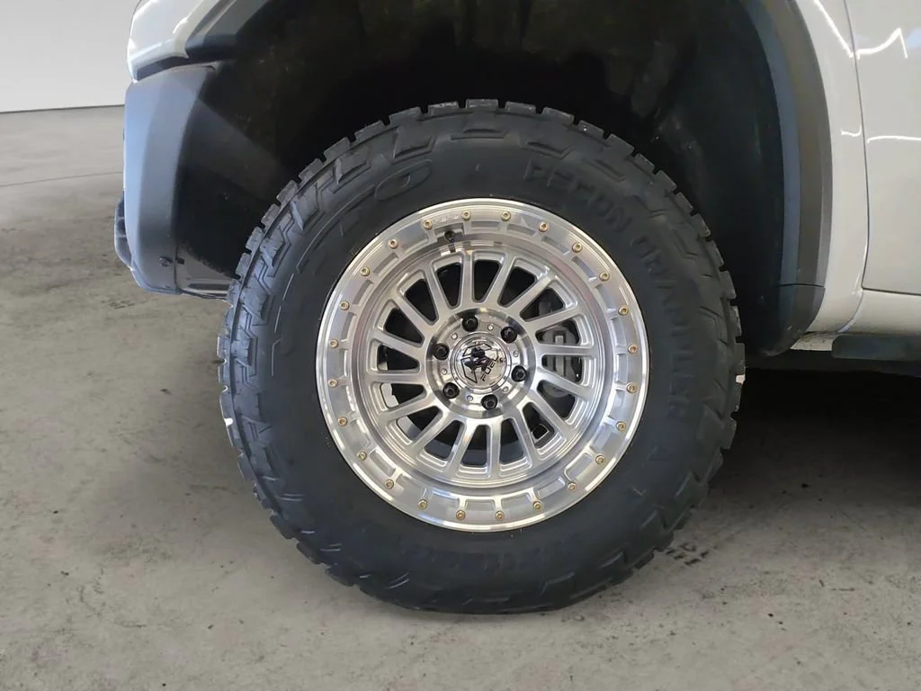 New 2026 Summit White GMC AT4X image 13