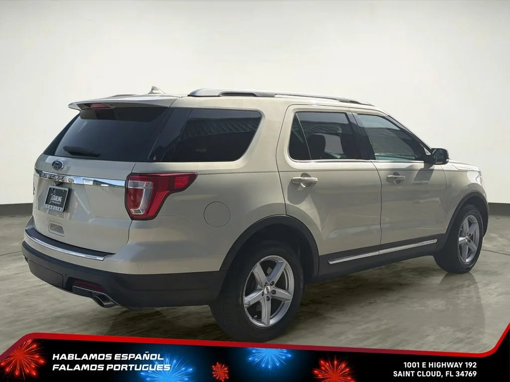 Used 2018 Beige Ford XLT image 6