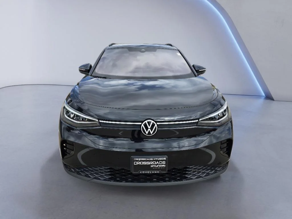 Used 2024 Deep Black Pearl Volkswagen Pro image 9
