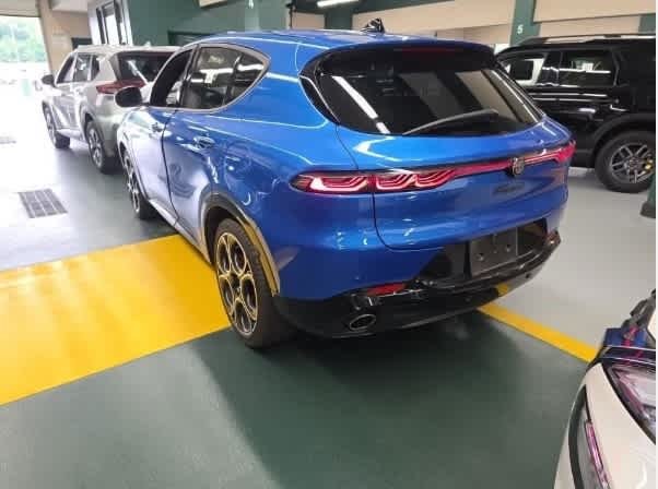 Used 2024 Misano Blue Metallic Alfa Romeo Speciale image 3