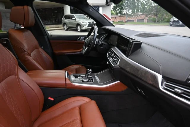 2022 BMW X5 M50i - Photo 23