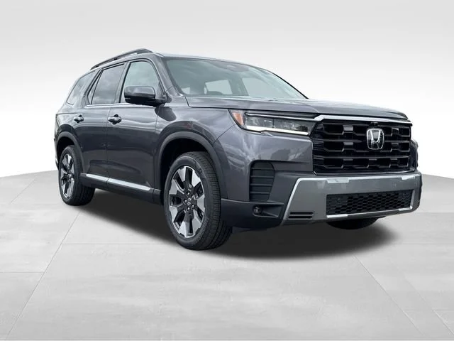 2026 Honda Pilot Touring AWD's photo