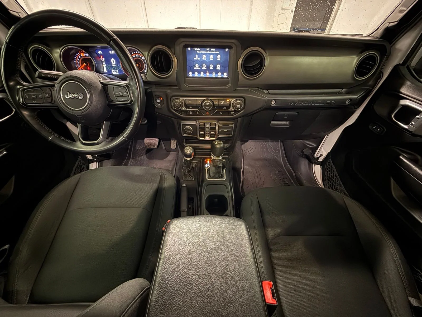 Used 2020 White Jeep Unlimited Sport image 20