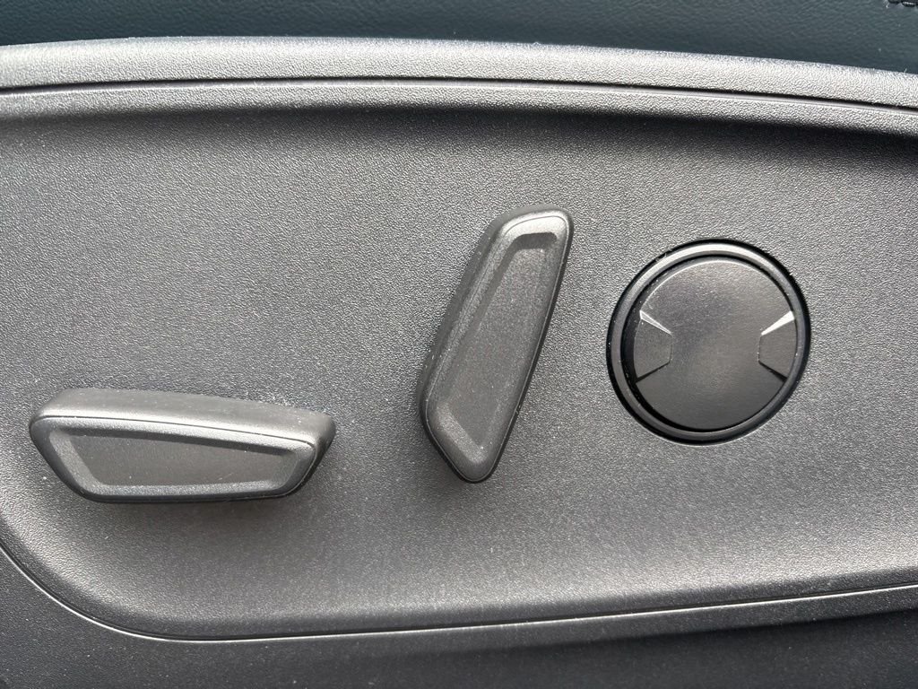 Used 2021 Silver Ford Outer Banks image 11