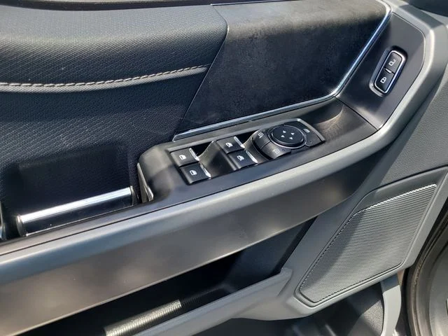 Used 2024 Black Ford XLT image 16