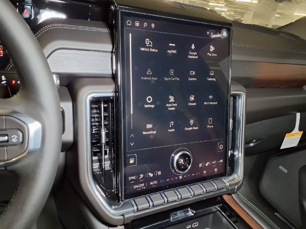 2026 GMC Yukon XL Denali - Photo 18