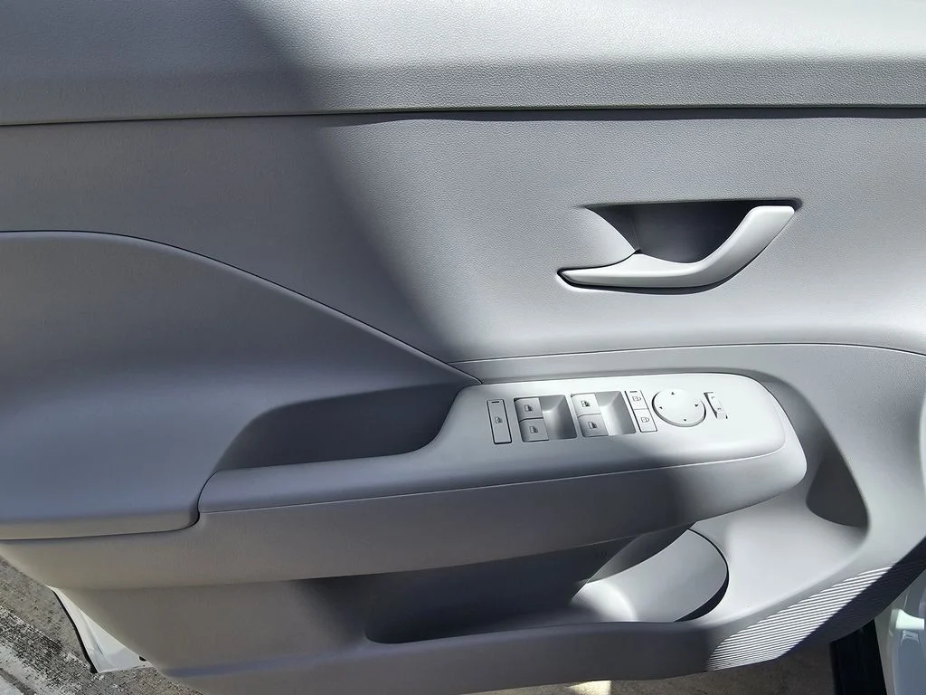 New 2027  Hyundai SE image 15