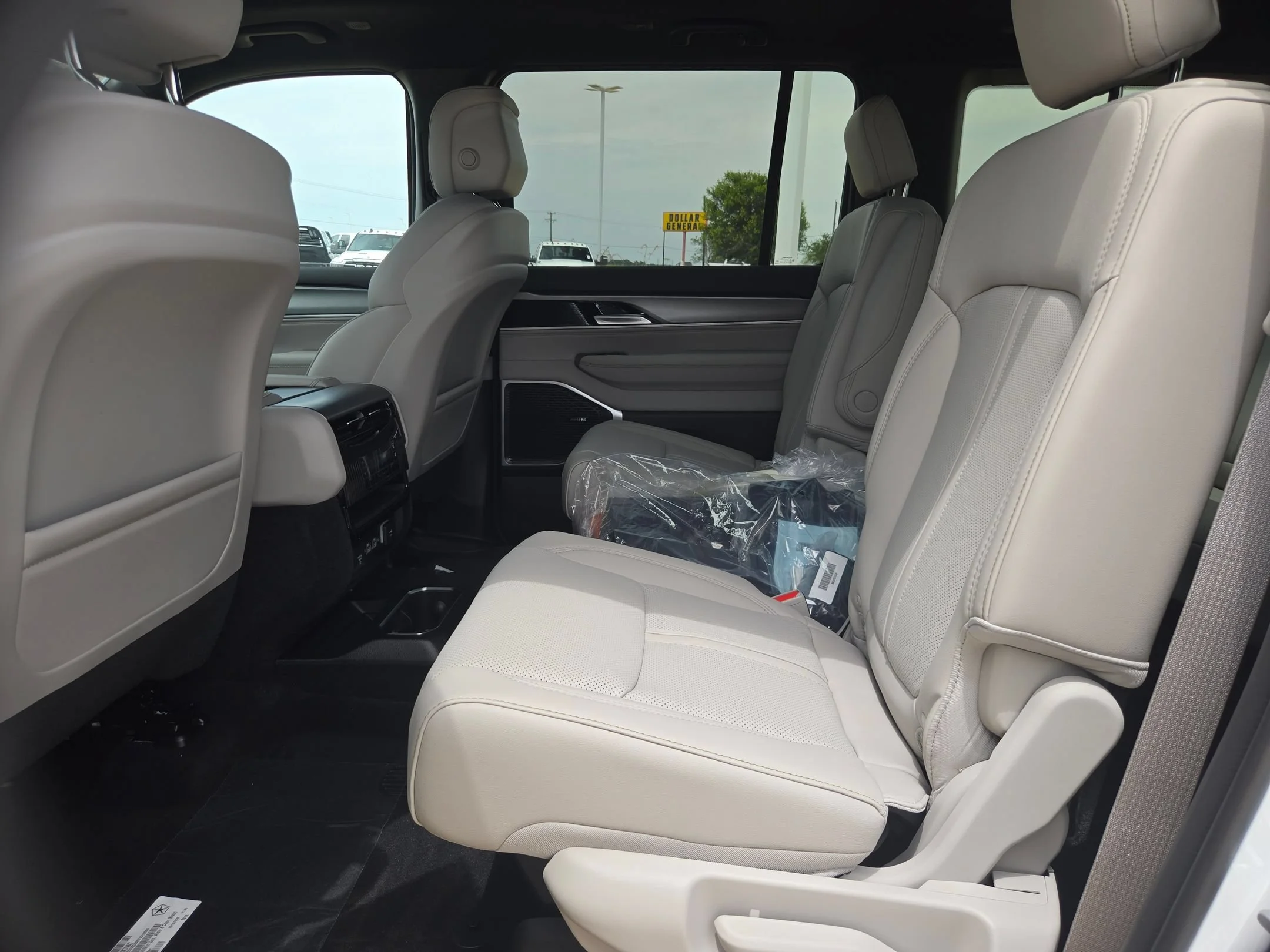 New 2026 Bright White Clearcoat Jeep  image 13