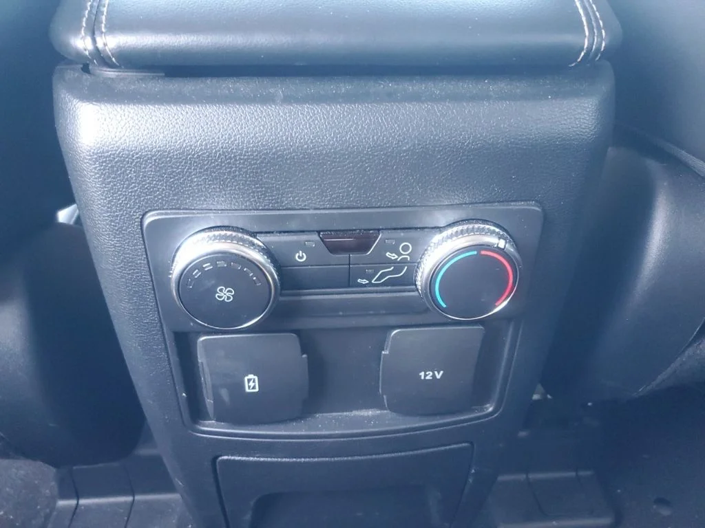 Used 2022 Red Ford XLT image 14