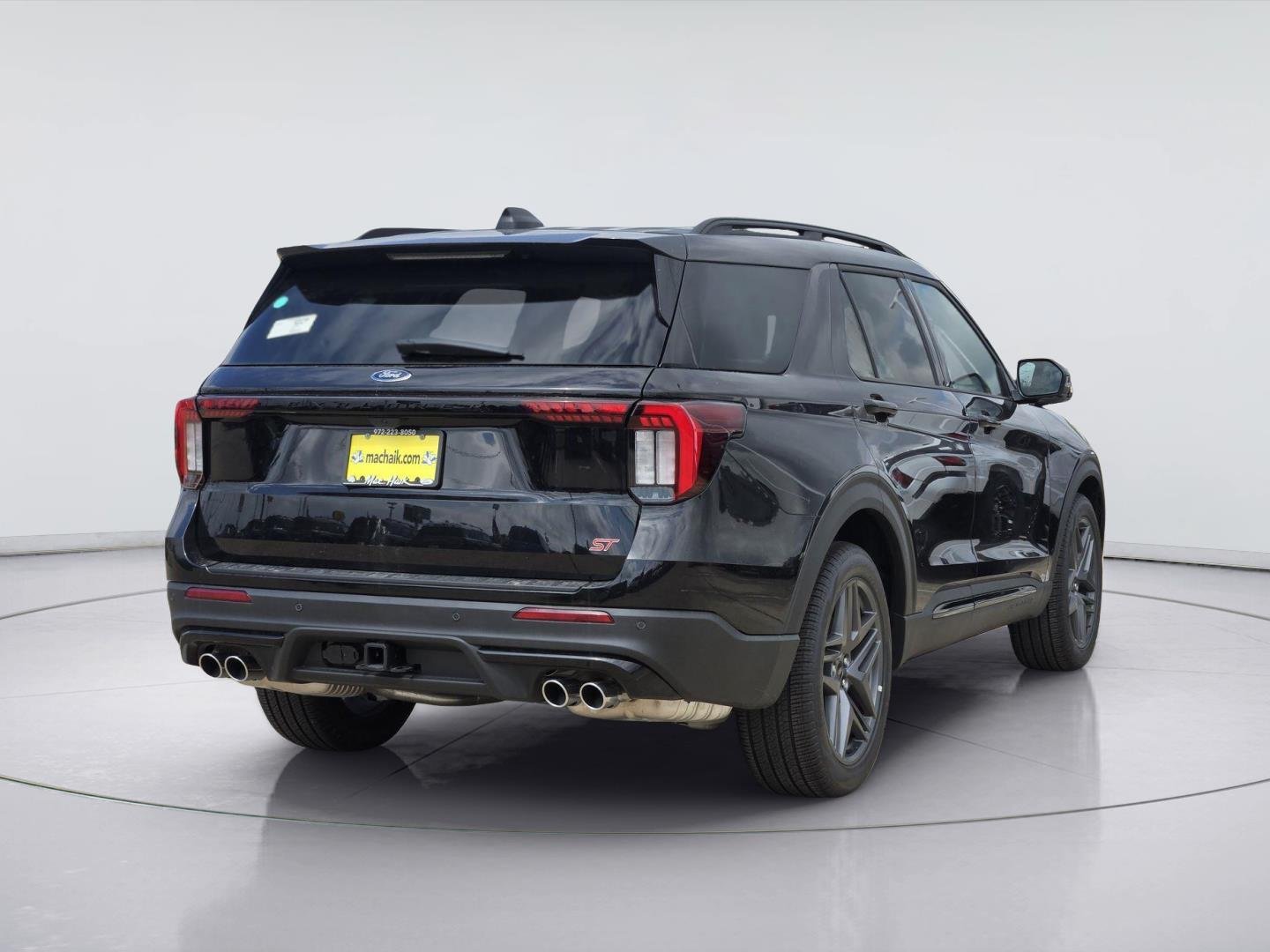New 2026 Agate Black Metallic Ford ST image 4