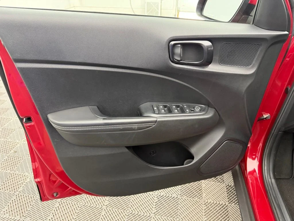 Used 2022 Red Hyundai Limited image 16