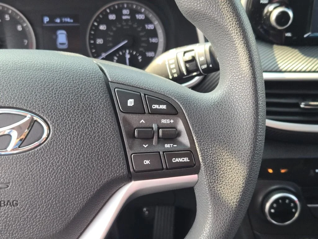 Used 2019 Red Hyundai Value image 29