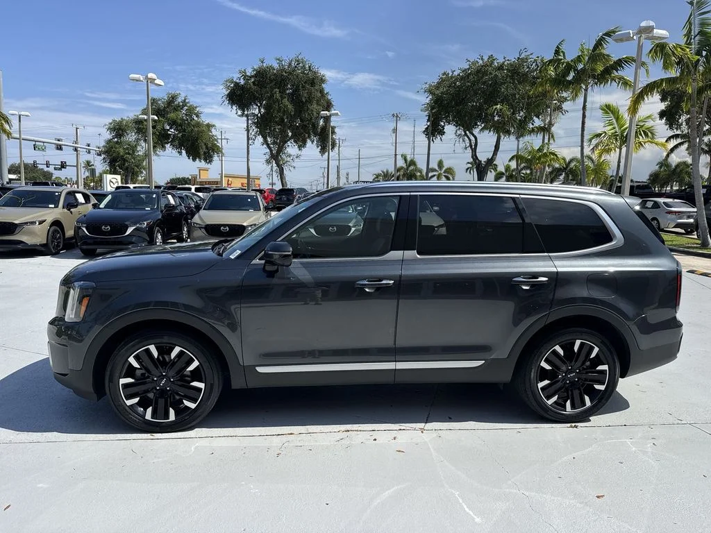 Used 2023 Gray Kia SX-Prestige image 27