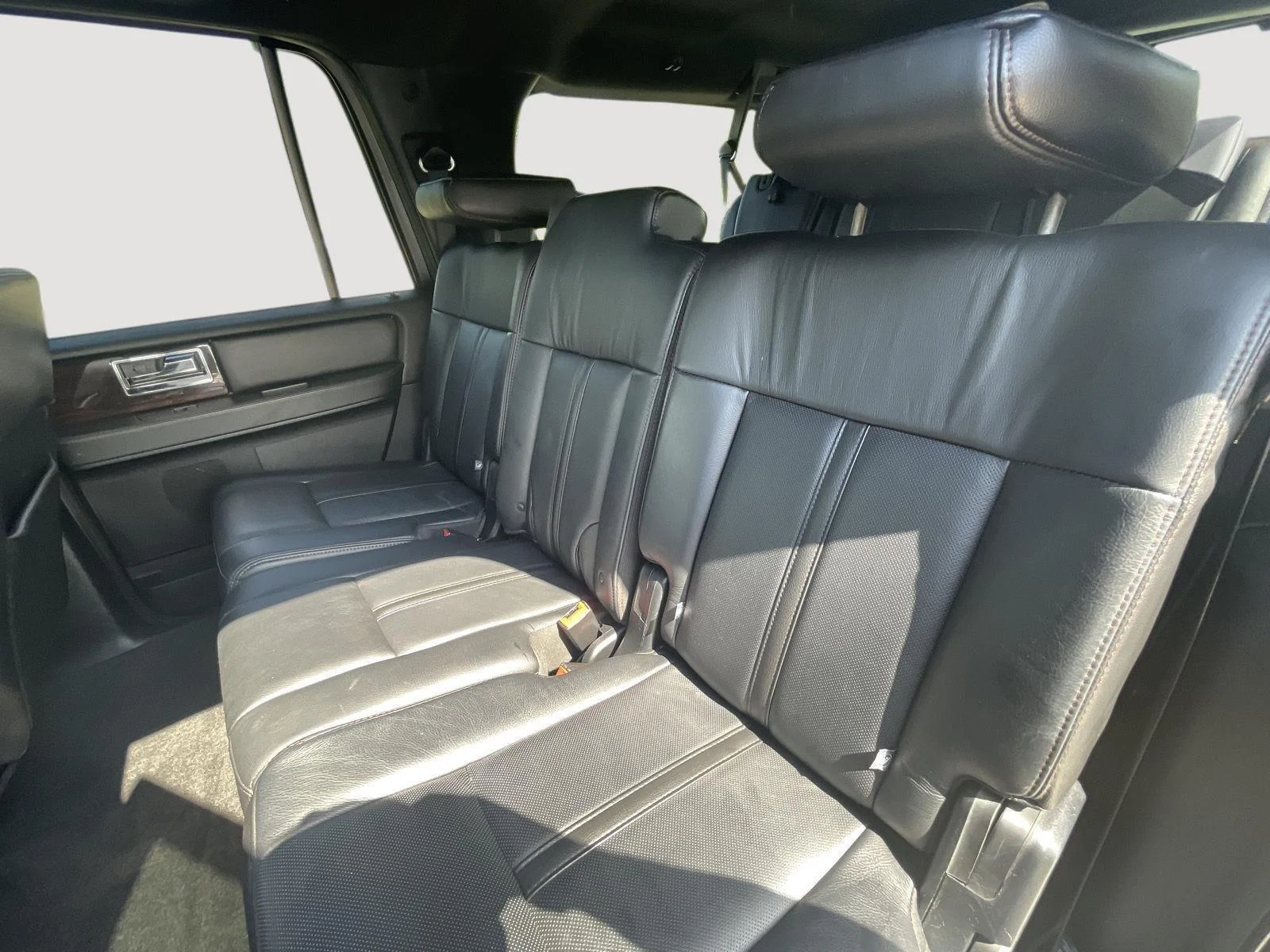 Used 2016 Magnetic Lincoln Reserve image 19