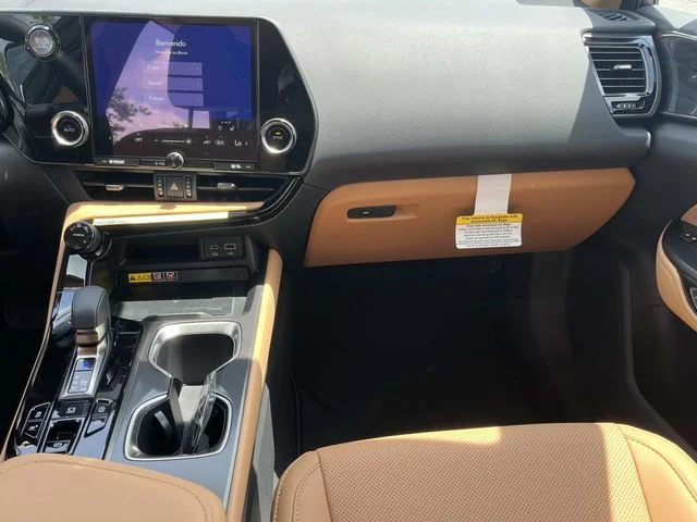 New 2026 Ultra White Lexus PREMIUM image 14