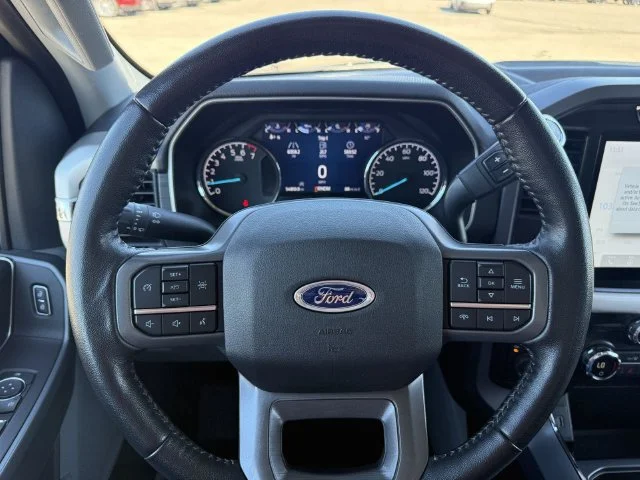 Used 2021 Black Ford XLT image 23